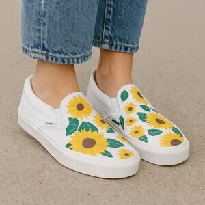 Vans SZ 8 White Customized Hand Painted Sunflower Motif Slip On Sneaker NEW